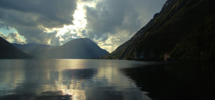 Lake Lugano vs Lake Como: Choosing the Right Lake for You