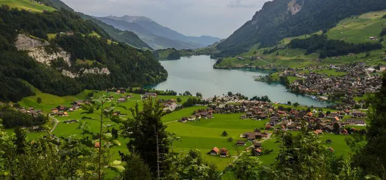 Lake Lugano vs Lake Como