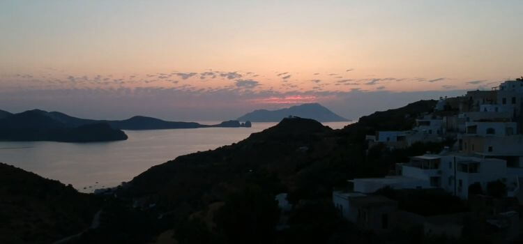 Trypiti, a village close to Plaka